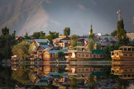 Pathankot, Srinagar Taxi